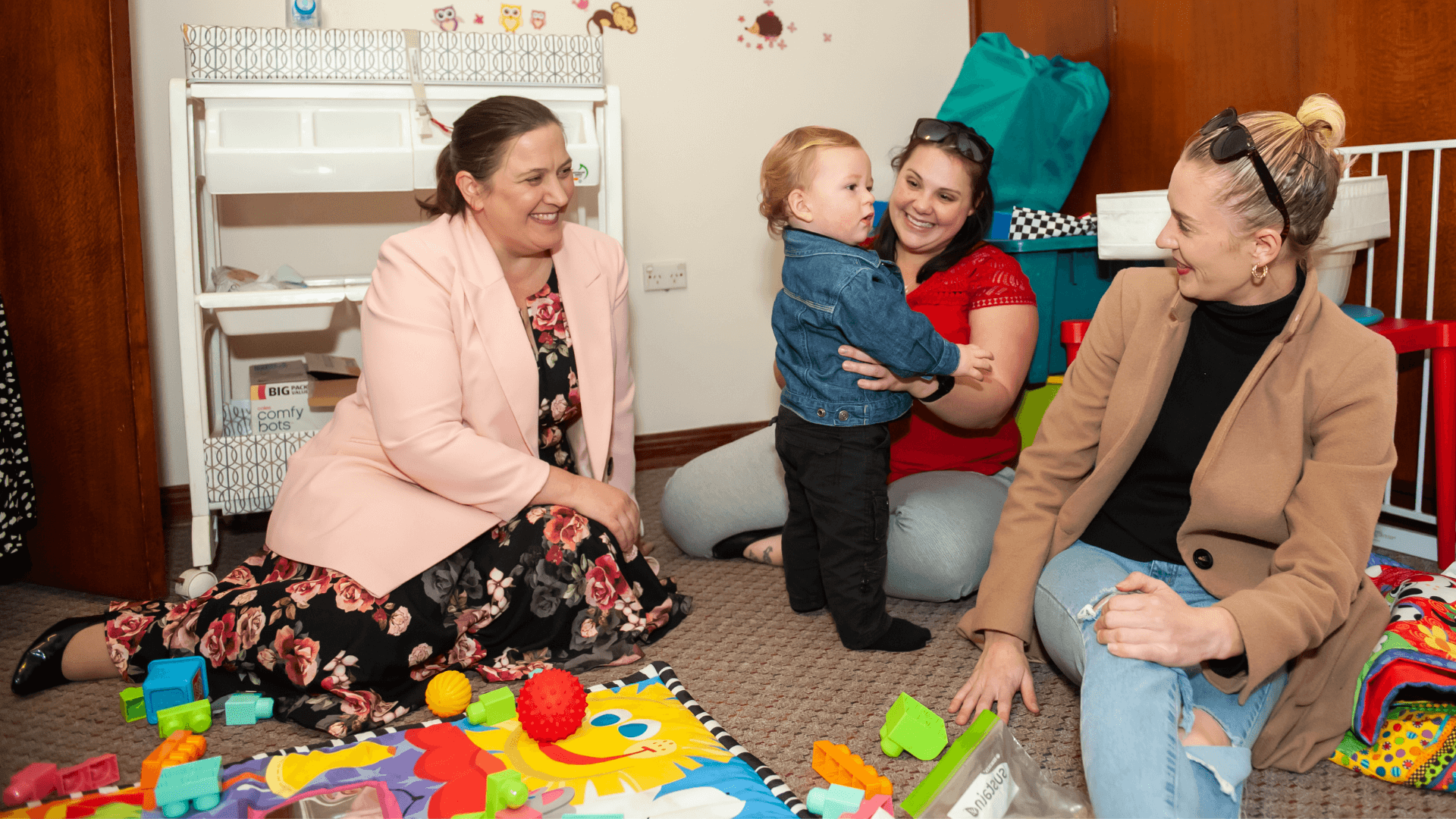 Melanie Gibbons MP meets with mothers from the HOPE Program